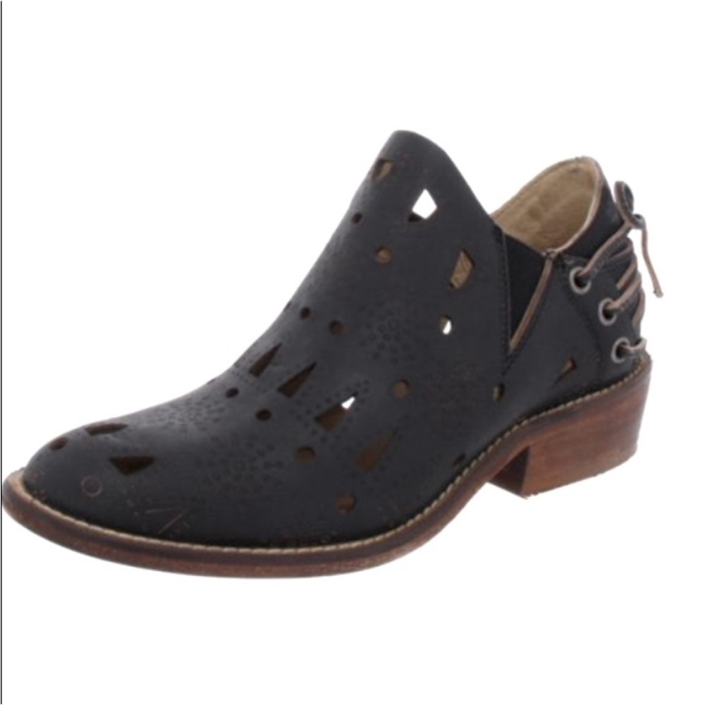 Musse & Cloud Anthropologie Coolise Leather Laser Cut Bootie - Picture 12 of 13